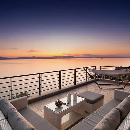 Sea Whisper Peloponnese 빌라 *